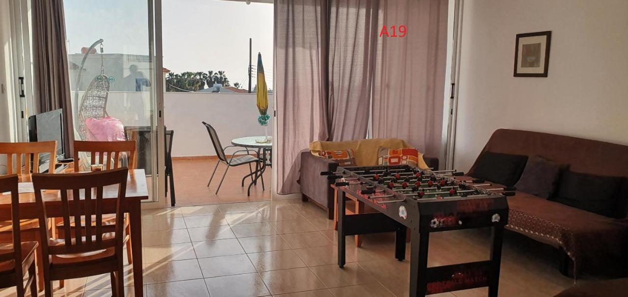 Evros Peyia & Coral Bay Seaview Apartment Экстерьер фото