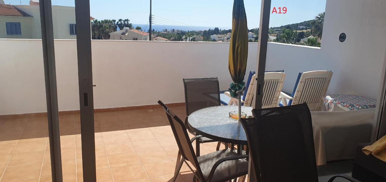 Evros Peyia & Coral Bay Seaview Apartment Экстерьер фото