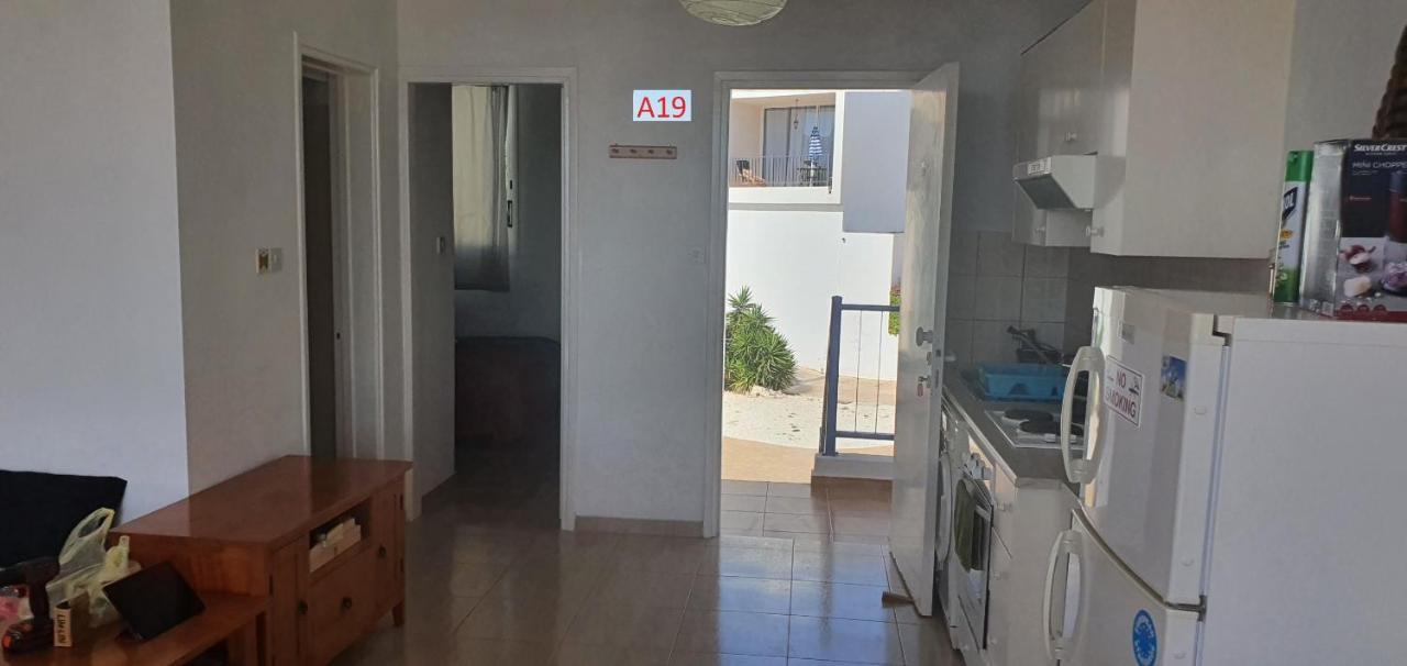 Evros Peyia & Coral Bay Seaview Apartment Экстерьер фото