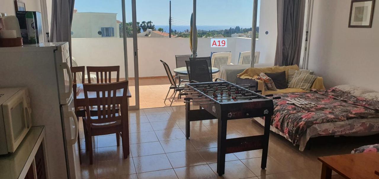 Evros Peyia & Coral Bay Seaview Apartment Экстерьер фото