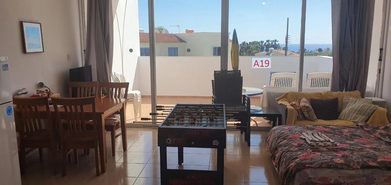 Evros Peyia & Coral Bay Seaview Apartment Экстерьер фото